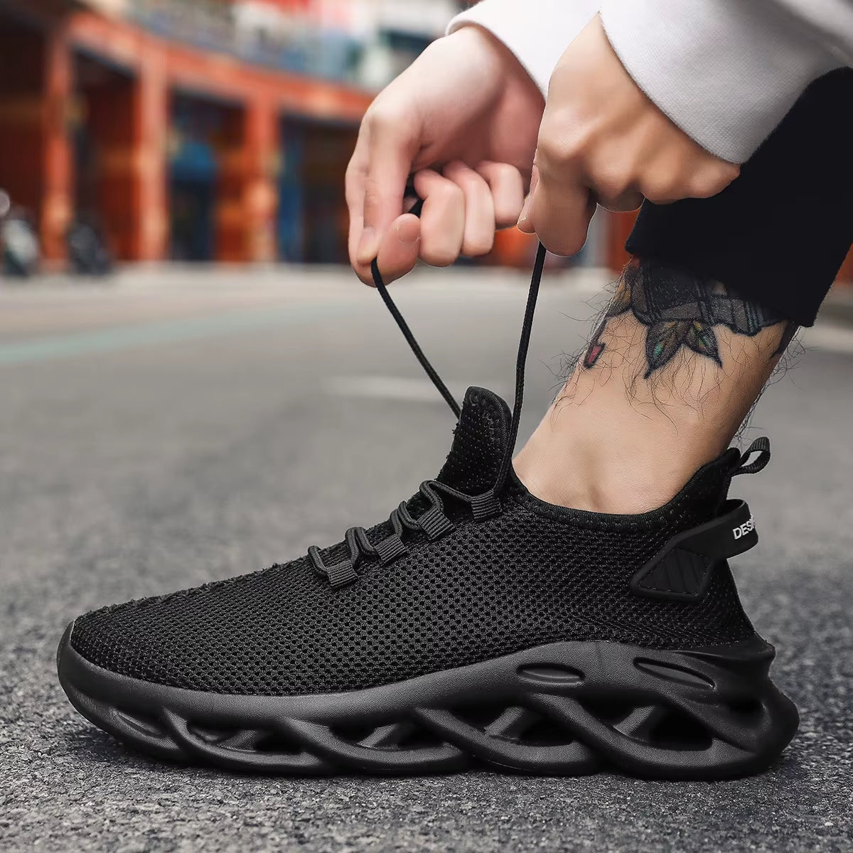 Men Casual Sports Shoes Breathable Lightweight Sneakers Outdoor Mesh Black Running Shoes Athletic Jogging Tennis Walking Shoes